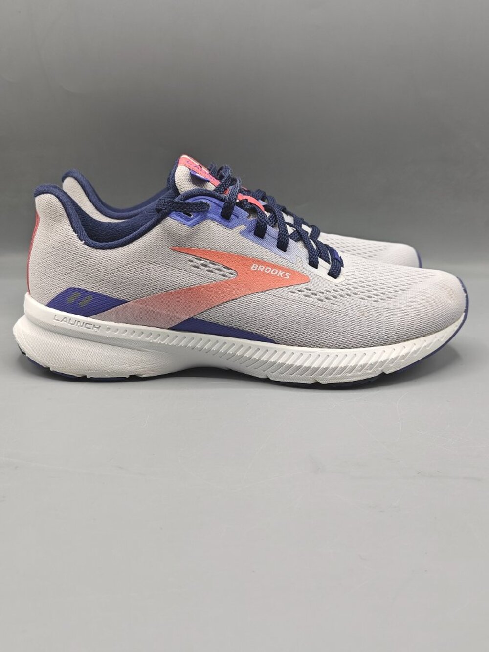 Brooks Launch 8 Running Shoes Grey Coral Purple 1203451B520 Women's Size 8.5 US